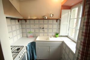 BEPPE kitchen (Custom)