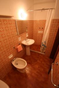 QUINTILIA bathroom