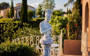 holiday agriturismo with a private swimming pool near Pisa Italy by www.payatarrival.com 4