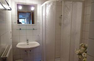 badezimmer-casa-carbona