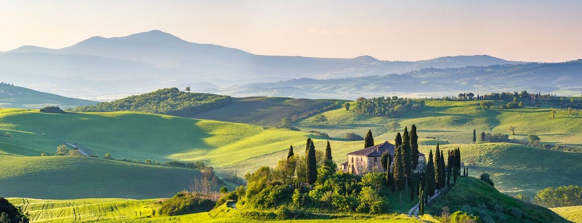 Beautiful,Spring,Landscape,In,Tuscany,,Italy